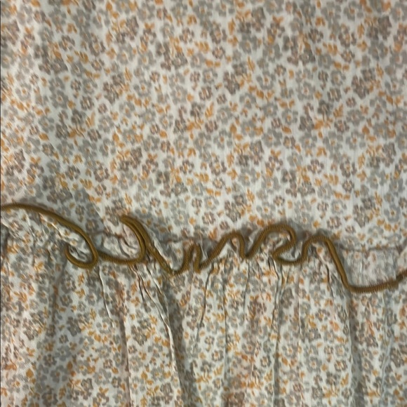 Cream Ruffled Puff Sleeve Dress - Picture 3 of 6